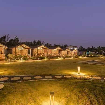 Waterscape Retreat Girnāre מראה חיצוני תמונה